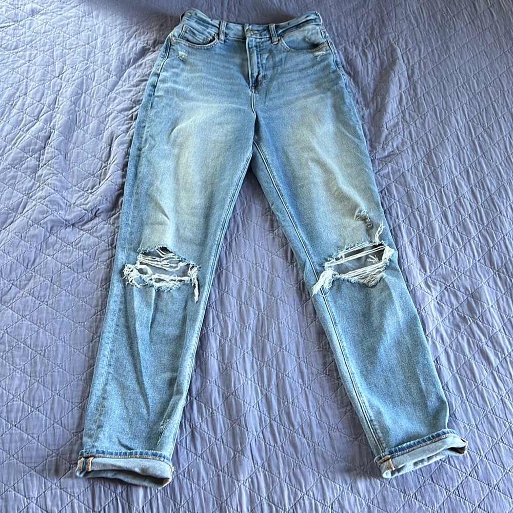 American Eagle Curvy Mom Jeans